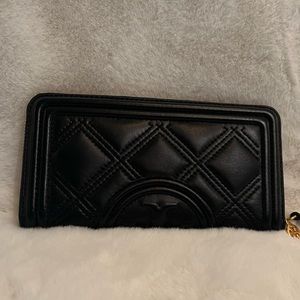 Tory Burch Fleming Soft Zip Continental Wallet. Brand new, never used.